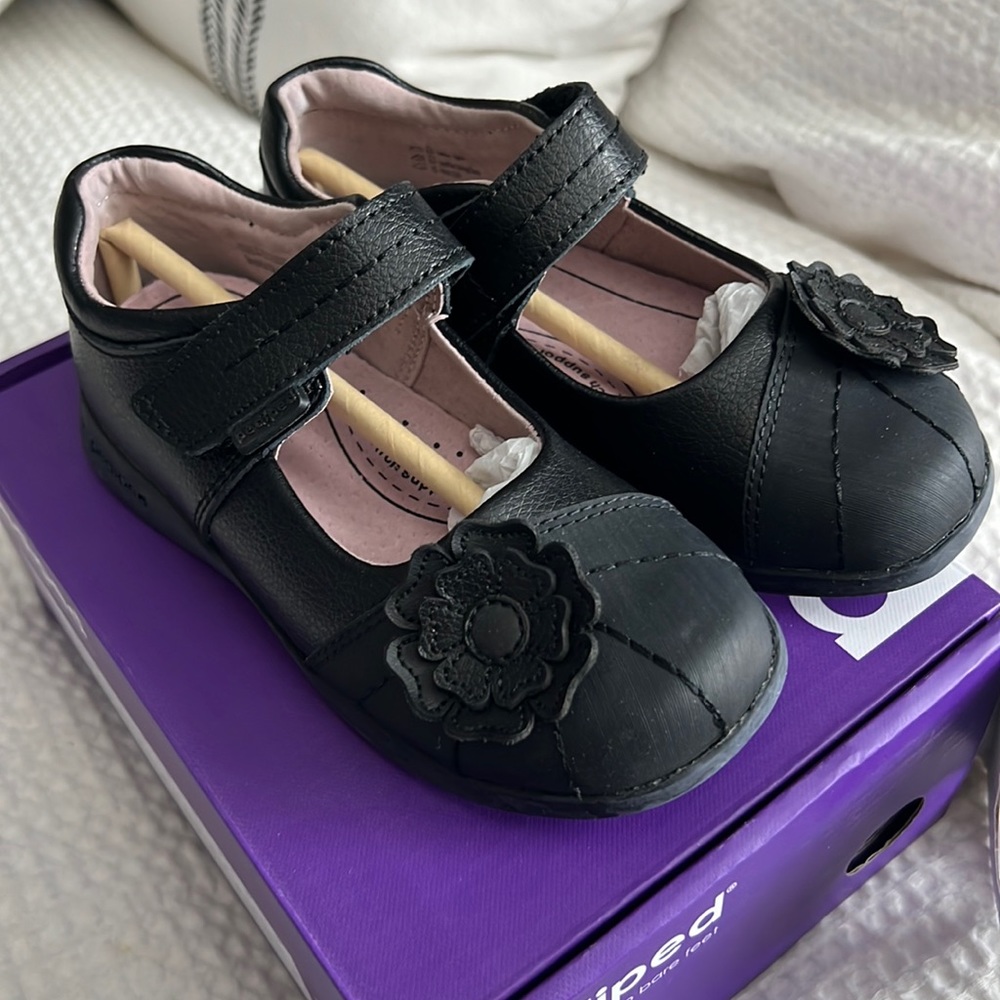Pediped Sarah kids shoes